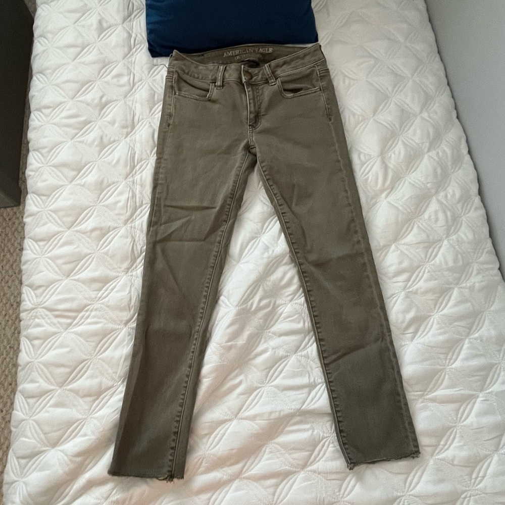 American Eagle Skinny Jeans